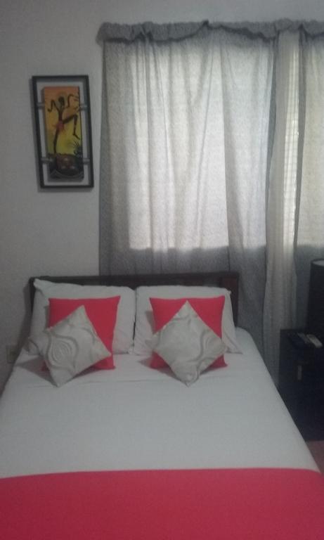 Room In Cancun Stadium Extérieur photo