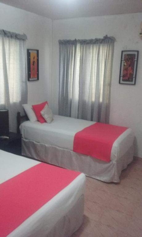 Room In Cancun Stadium Extérieur photo